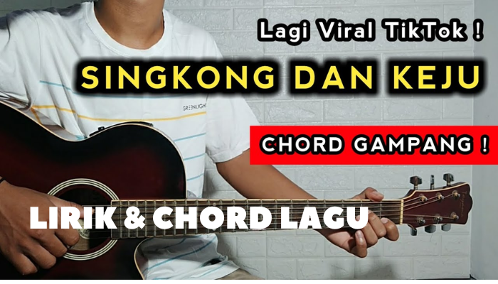 Lirik_lengkap_Chord_Gitar_Singkong_dan_Keju_- Bill_Brod.png